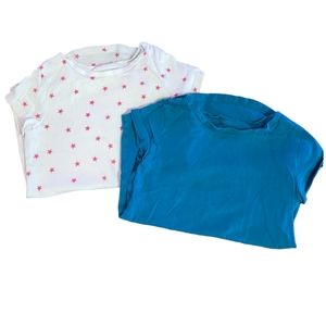 🍁2/$7🍁2 AMAZON ESSENTIALS Tee Shirts